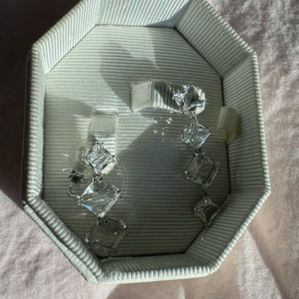 Swarovski Millenia Silver-Tone Crystal Earring Set 1 Clip 1 Pierce